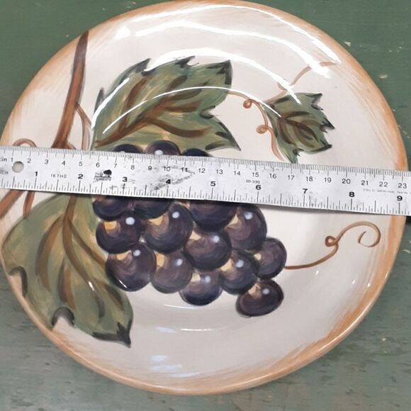 Tabletops Gallery Napa 10" Serving Bowl & set of 2 matching 9" salad plates - Picture 10 of 10